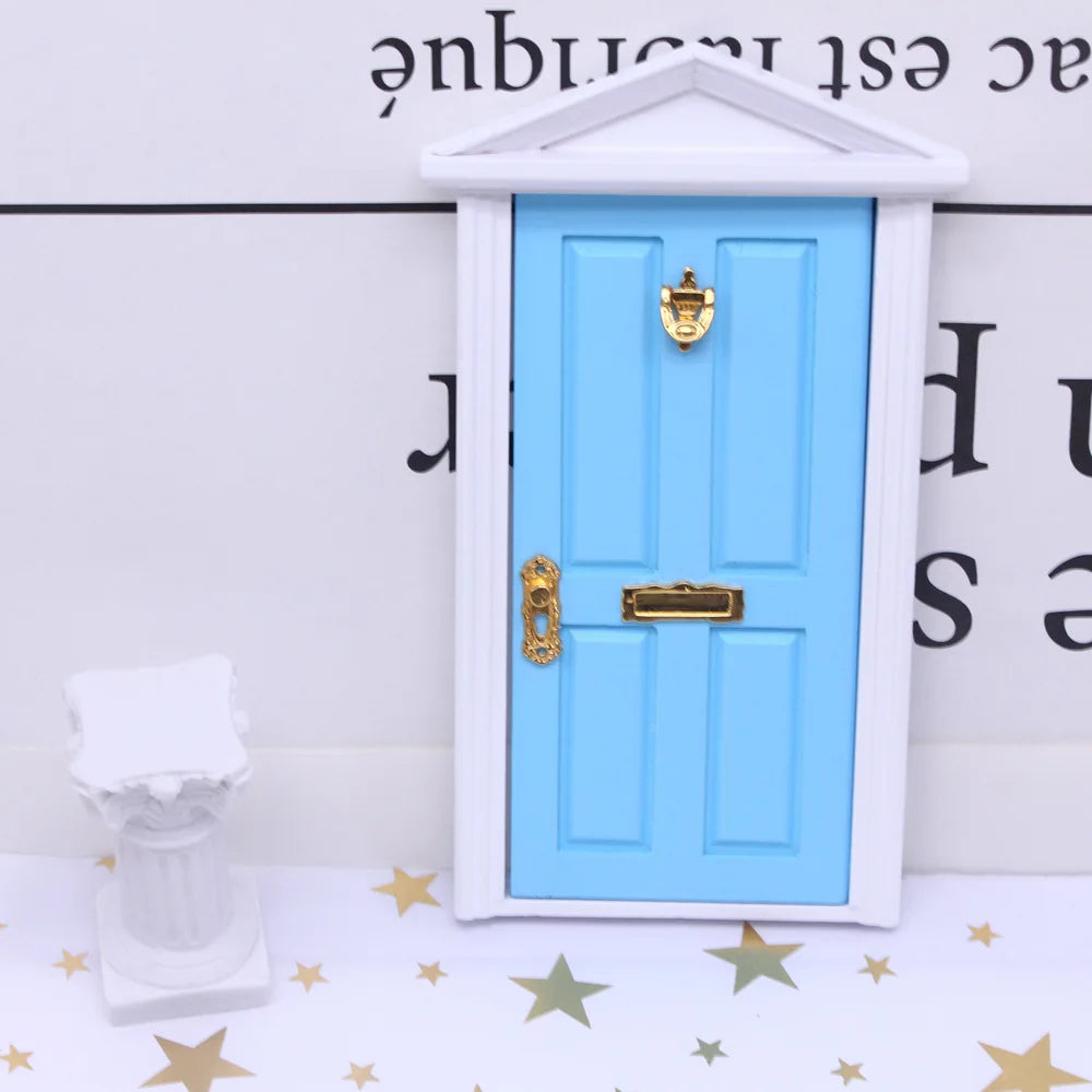 Mini Wooden Elf Door – Miniature Fairy Door for Dollhouse, Garden Scenes & DIY Kids Decorations