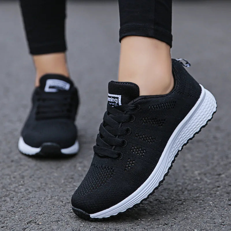 Women’s Casual White Sneakers – Fashionable, Breathable & Comfortable