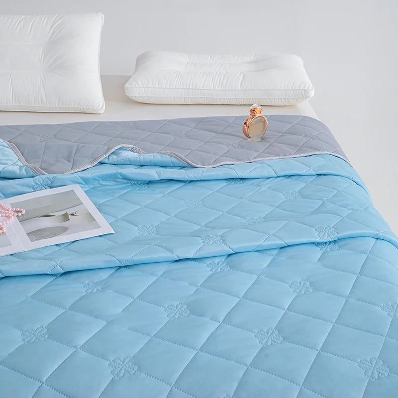 Cooling Blanket for Bed – Soft, Breathable King & Queen Size Summer Comforter | Lightweight Cool Quilt for Hot Sleepers
