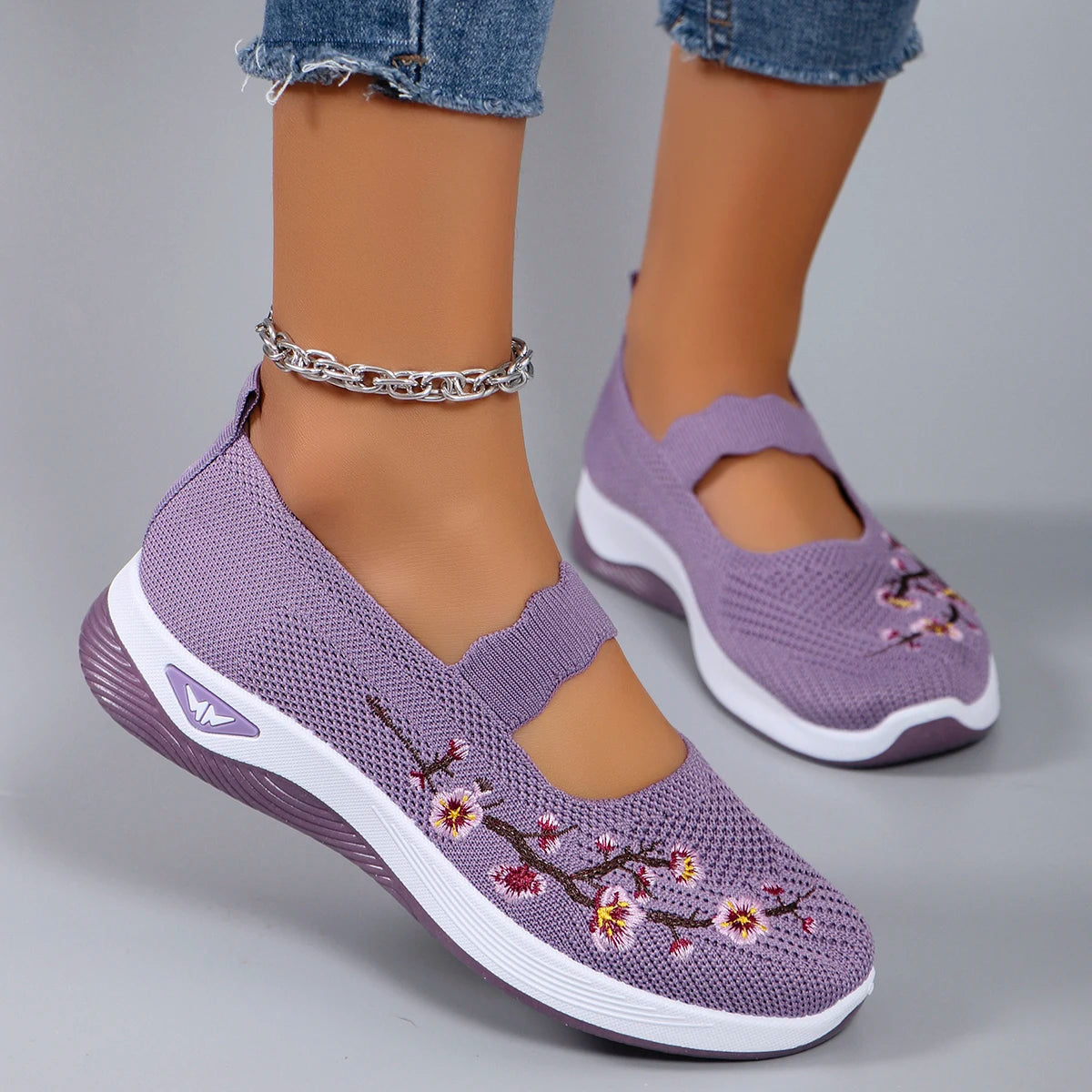 Women’s Summer Breathable Mesh Flat Shoes – Casual Sports Sneakers with Free Shipping Clearance