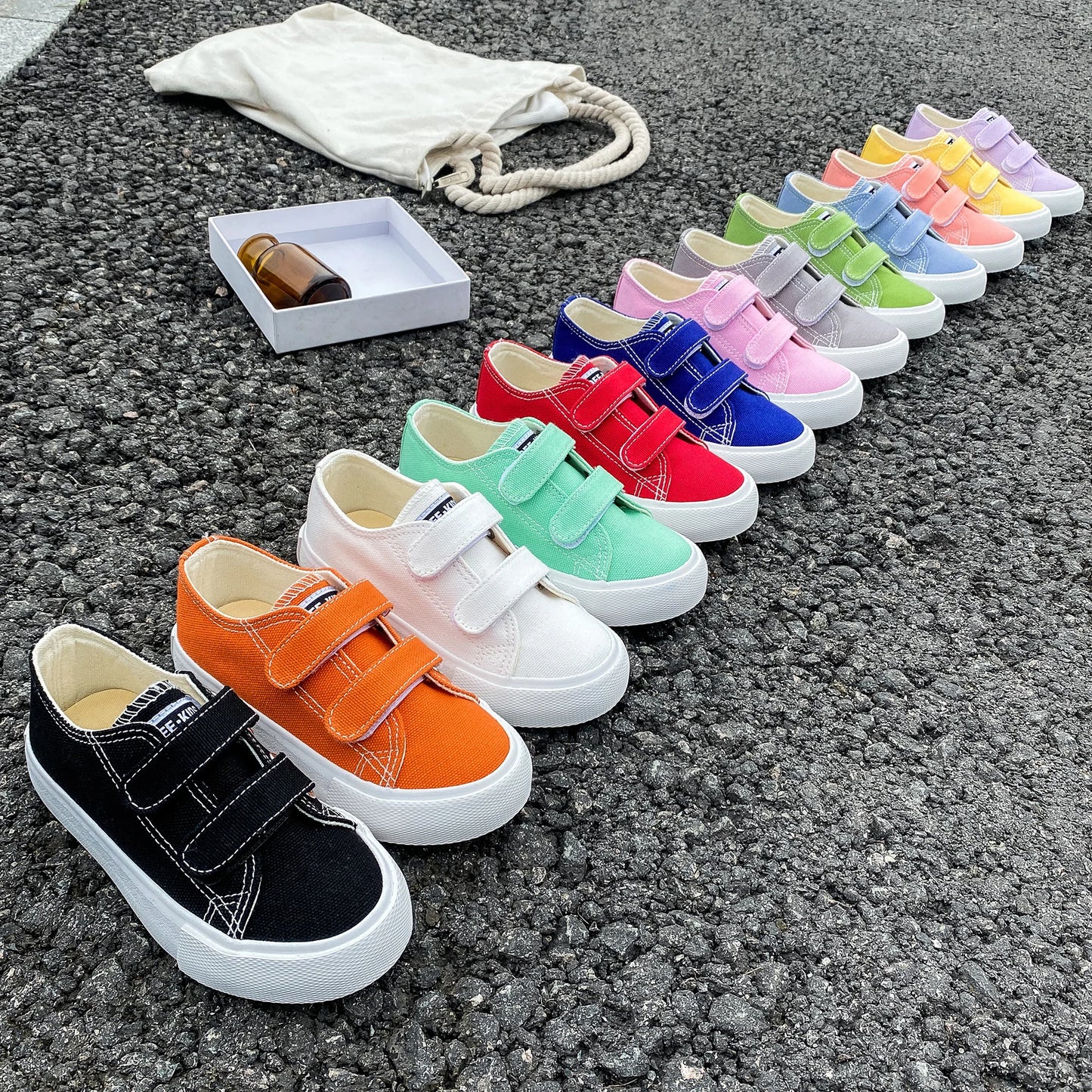Spring & Autumn Kids Canvas Shoes | Solid Color Soft Sole Skateboard Sneakers for Boys & Girls