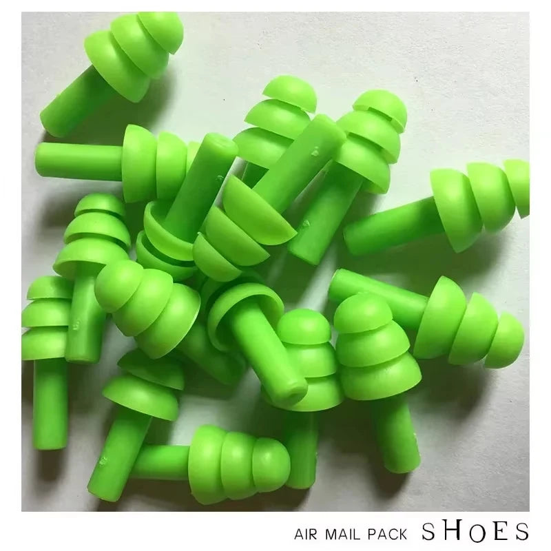 سدادات أذن ناعمة من السيليكون • مقاومة للماء • للبالغين والأطفال • للسباحة والغوص • 5 أزواج في كل علبة