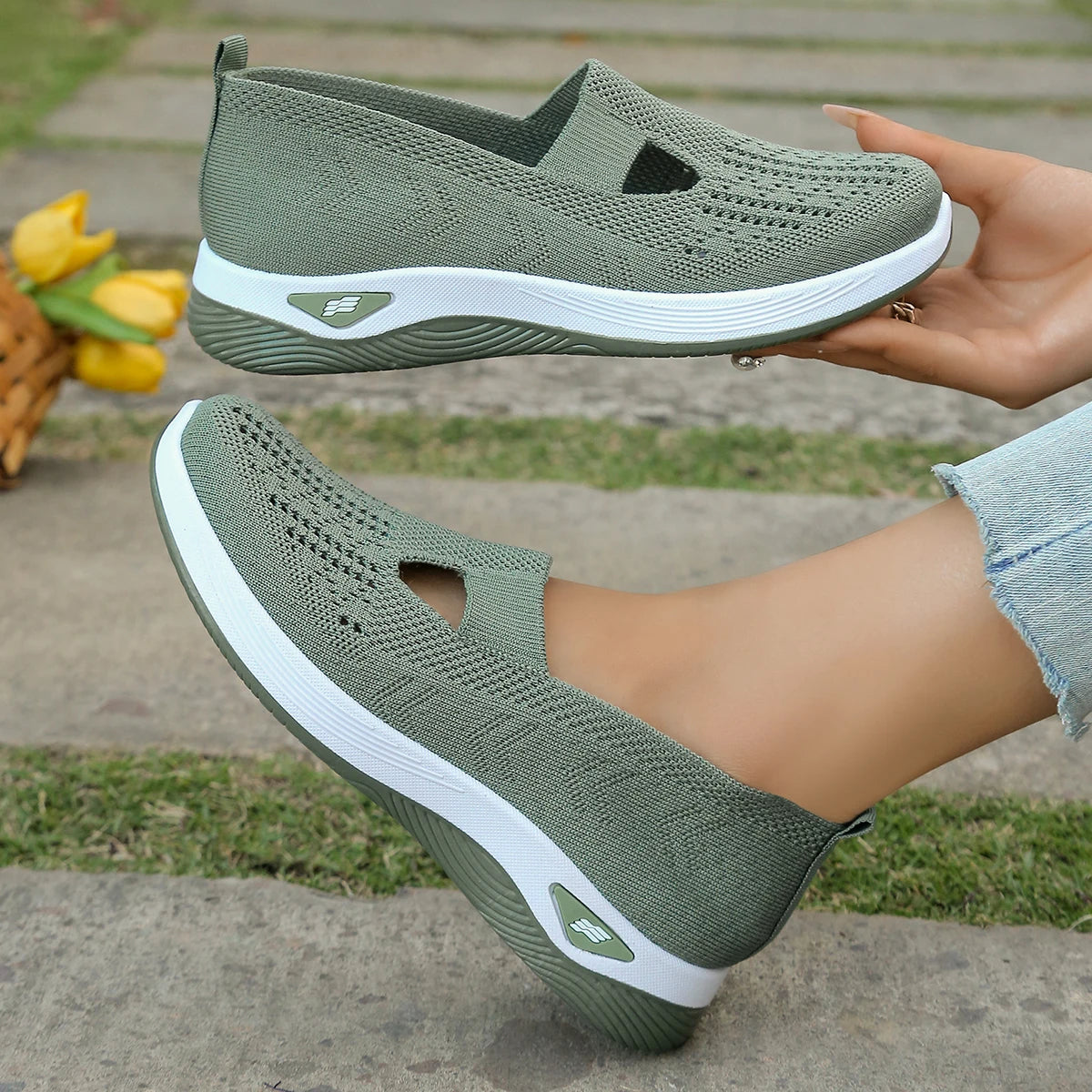 Women’s Summer Casual Sneakers – Lightweight Flat Solid Shoes, Four-Season Everyday Footwear