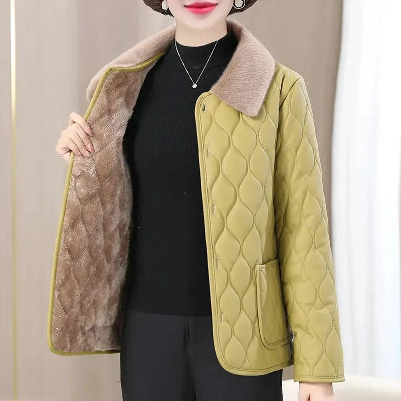 Winter Plush Jacket Plus Size Loose Thick Fur Collar Coat for Mid-Aged Women Velvet Quilted Warm Coat