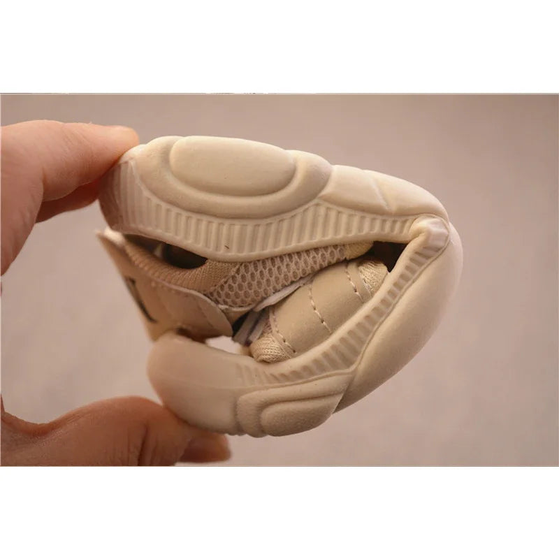 Toddler Barefoot Sandals – Soft Bottom Summer Beach Shoes with Anti-Kick Protection