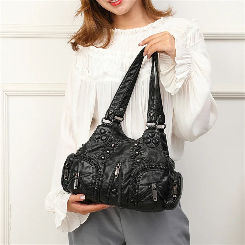 حقيبة كتف نسائية من طراز Y2K بتصميم بانك جوث - حقيبة جلدية عتيقة بمسامير، حقيبة دراجة نارية كبيرة السعة