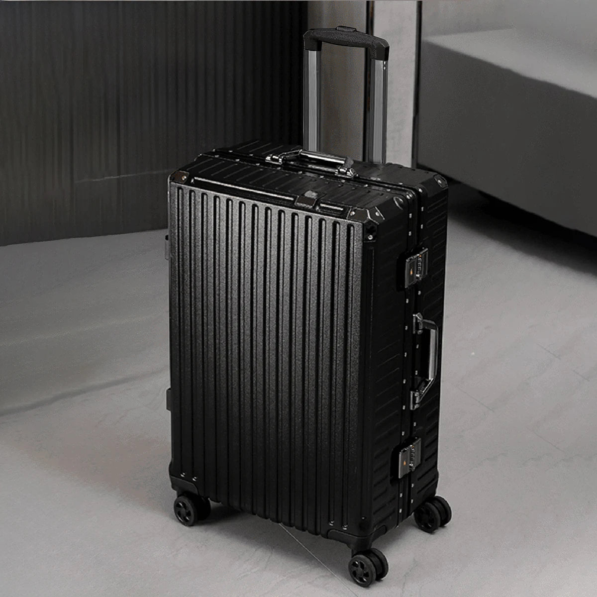 Aluminum Frame Trolley Luggage | Rolling Suitcase with USB & Combination Lock | 20/24/26/28 Inch Carry-On