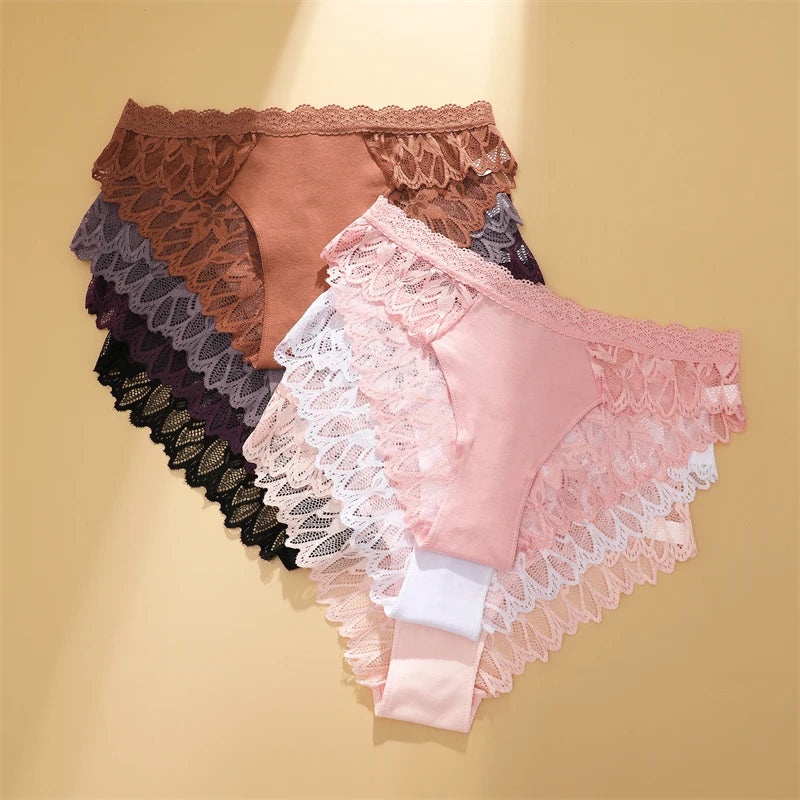 FINETOO 3PCS Women's Lace Hollow Out Low Waist Floral Panties Sexy Invisible Breathable Lingerie