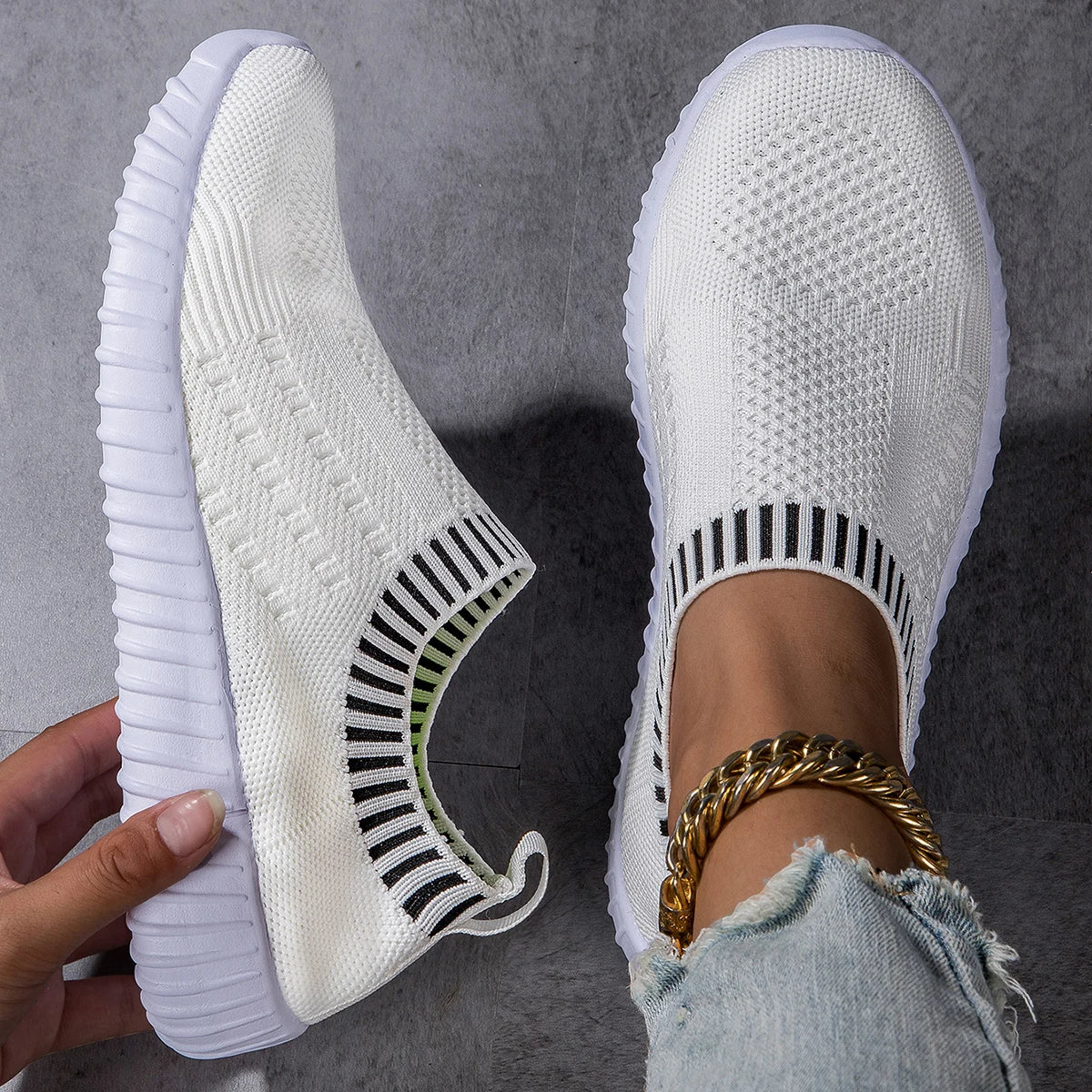 Women’s Breathable Knit Sneakers – Lightweight Mesh Casual Low-Top Shoes