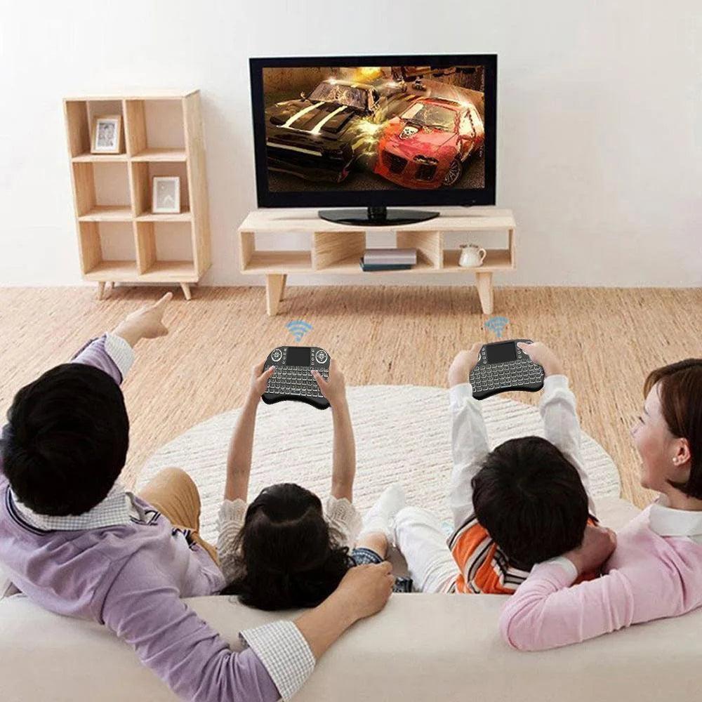 لوحة مفاتيح لاسلكية صغيرة i8 مزودة بلوحة لمس وماوس هوائي - بلوتوث و2.4 جيجاهرتز، إضاءة خلفية ملونة، تصميم باللغتين الروسية والإسبانية، قابلة لإعادة الشحن لأجهزة Android TV Box والكمبيوتر الشخصي والتلفزيون الذكي