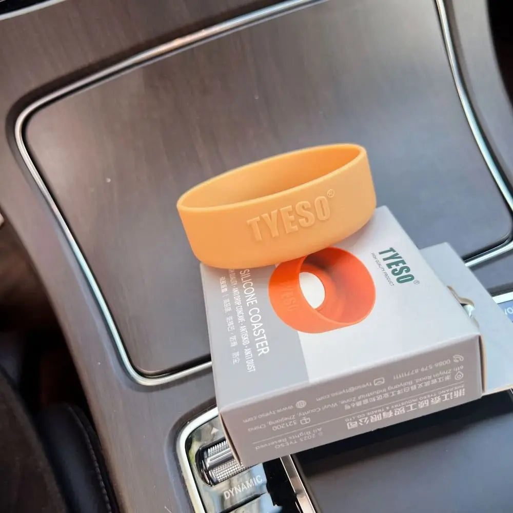 غطاء زجاجة TYESO العالمي المصنوع من السيليكون - غلاف سفلي متين ومضاد للانزلاق للزجاجات التي يبلغ قطرها 71-77 مم**