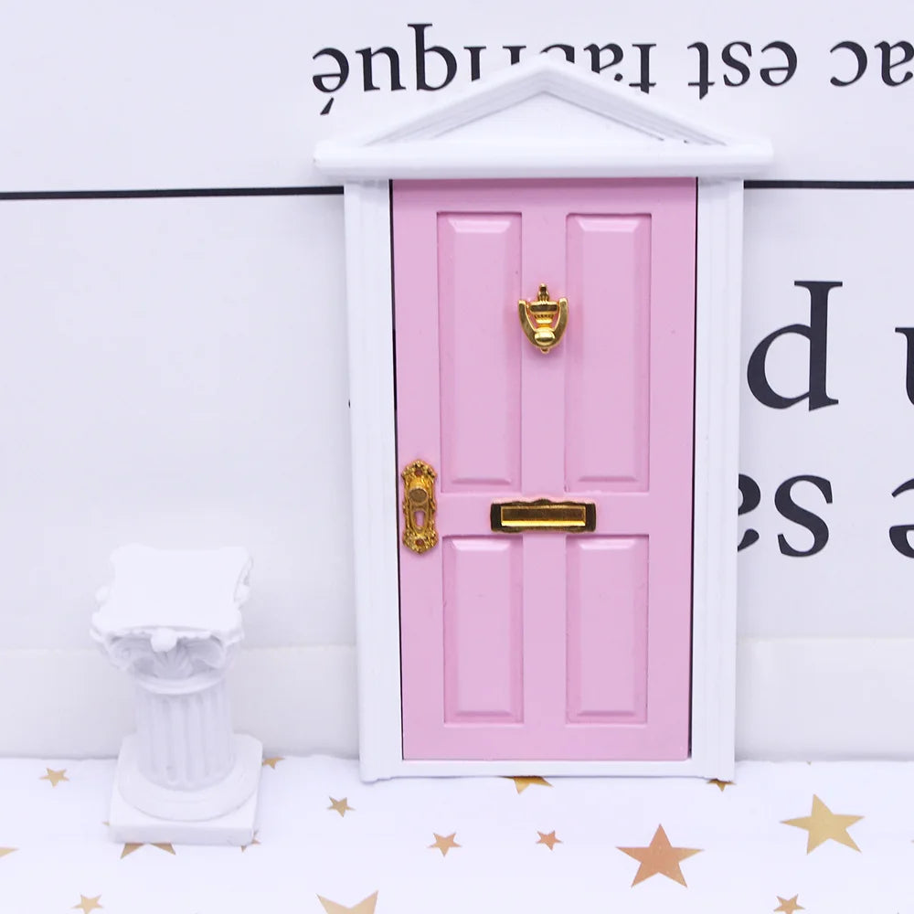 Mini Wooden Elf Door – Miniature Fairy Door for Dollhouse, Garden Scenes & DIY Kids Decorations