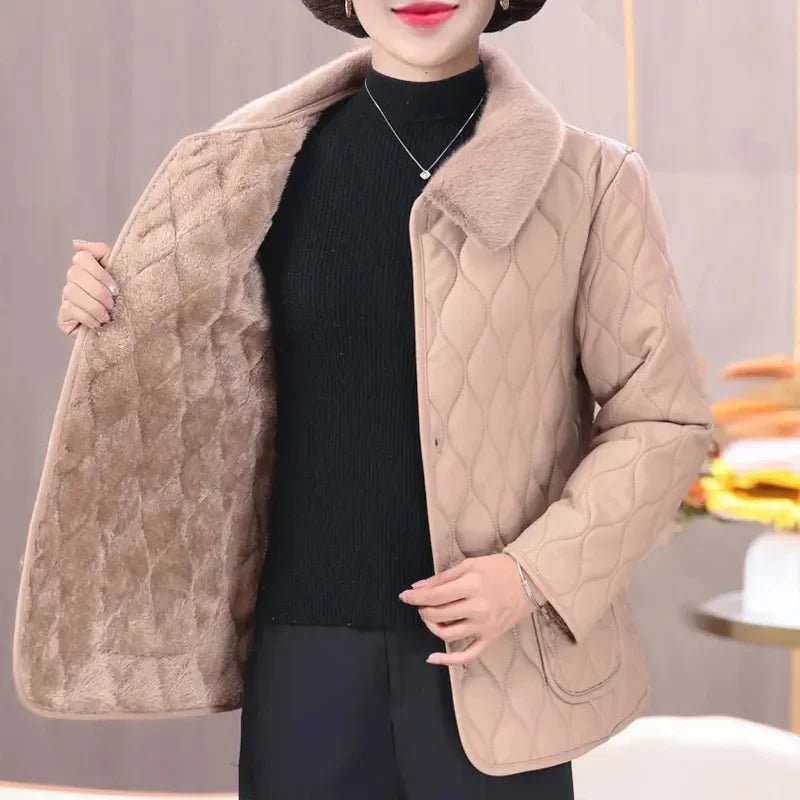 Winter Plush Jacket Plus Size Loose Thick Fur Collar Coat for Mid-Aged Women Velvet Quilted Warm Coat