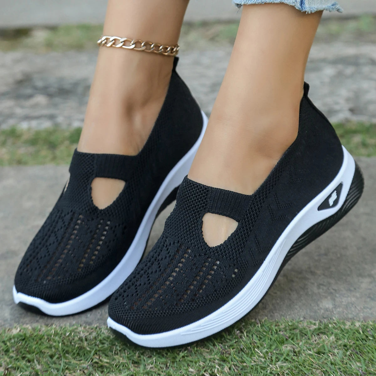Women’s Summer Casual Sneakers – Lightweight Flat Solid Shoes, Four-Season Everyday Footwear