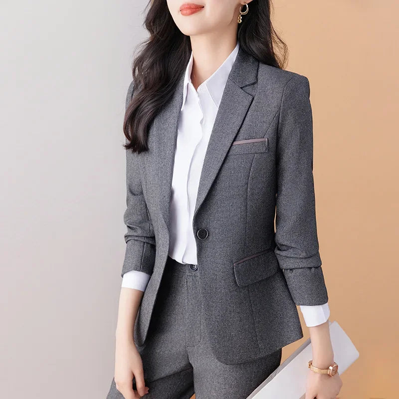 Elegant Black Women’s Suit Jacket – Fashionable Professional Office Workwear
